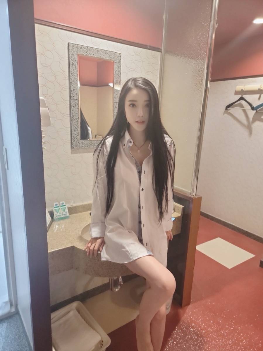 待機中です～～！！！綺麗会いに来てね～～！