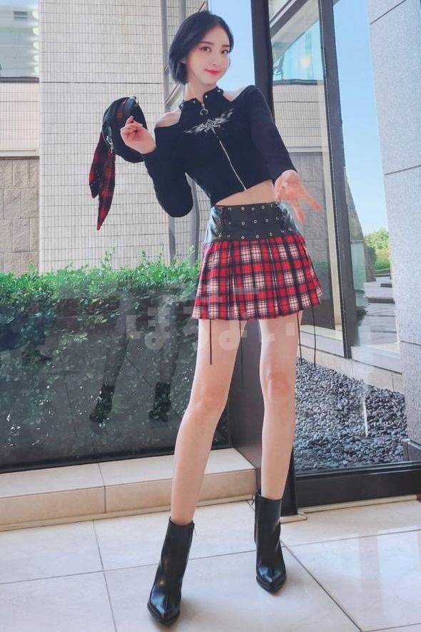 ヴィヴィアナです