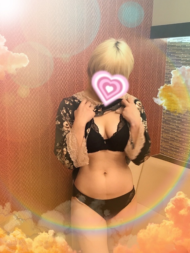 えち❤️えち連休エンジョイしましょ🤗