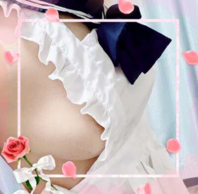 横乳でアピ♪